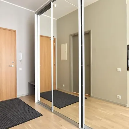Stylish Studio With Free Private Parking & Wi-fi