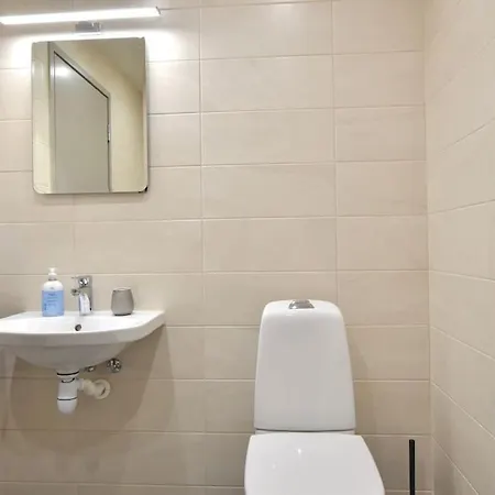 Stylish Studio With Free Private Parking & Wi-fi *