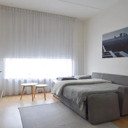 Stylish Studio With Free Private Parking & Wi-fi Apartmán *